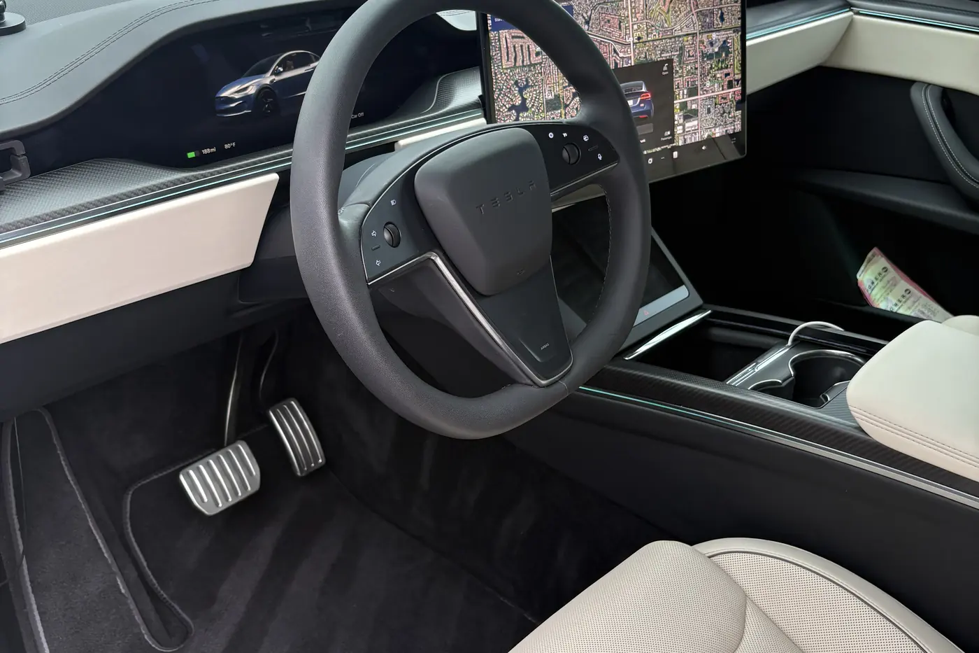 Vehicle cabin from the Eterno Detailing work gallery
