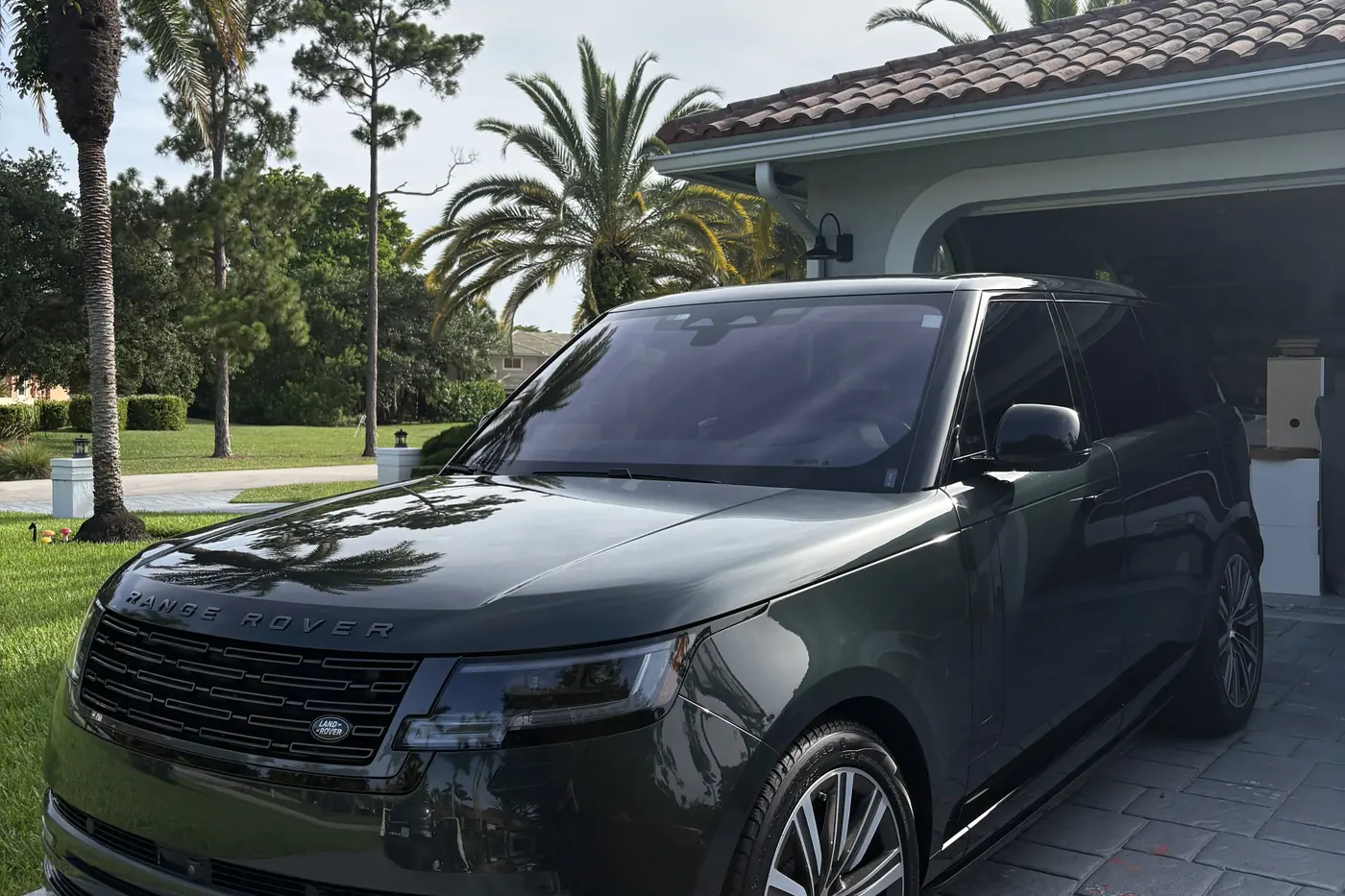 Range Rover detailed by Eterno Detailing in Broward County