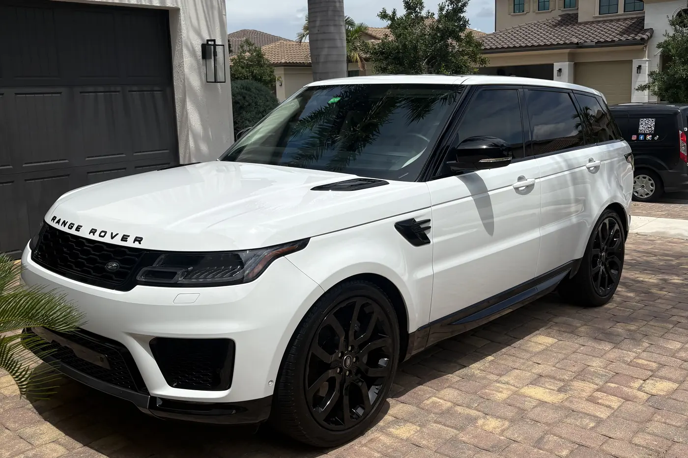 Range Rover Sport detailed by Eterno Detailing in Broward County